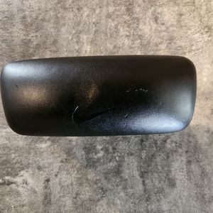 NIKE Hard Shell Eyeglasses / Sunglasses Case Holder Protection Black Just Do It